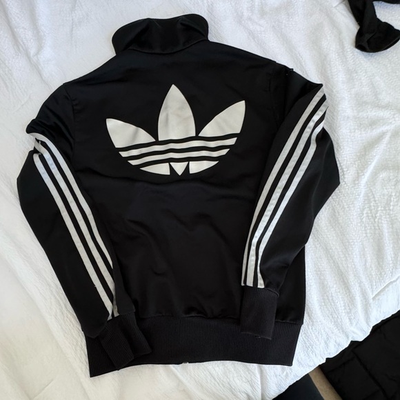 Medium Adidas original zip up with logo at the back, black and silver - Picture 2 of 2